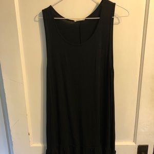 Black tank with ruffles sz L EUC boutique brand